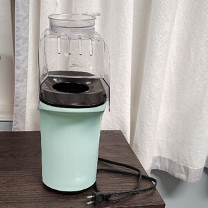 Aqua Nostalgia Electrics Popcorn Maker